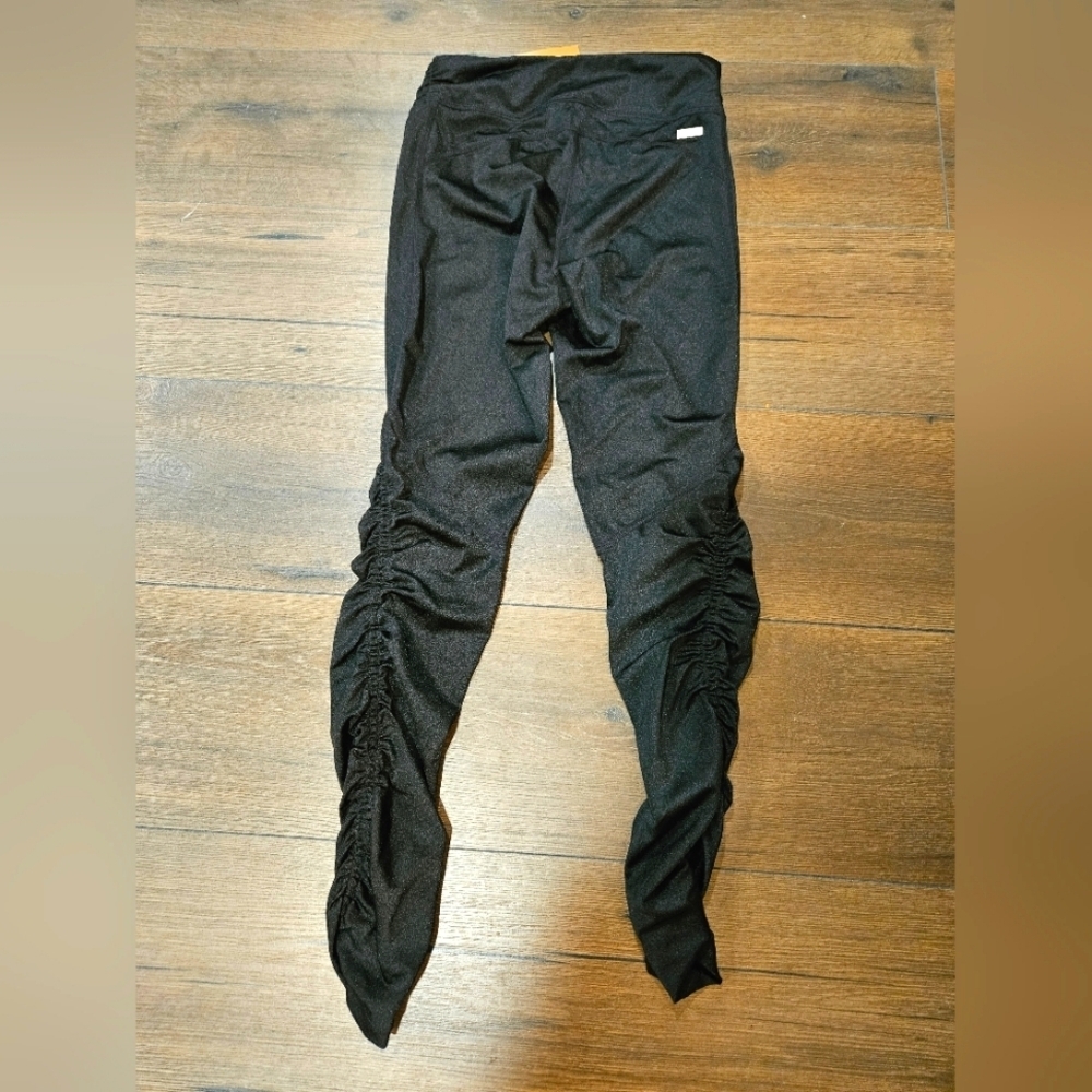 NWT ALALA Black Ruched Leggings - Size Small